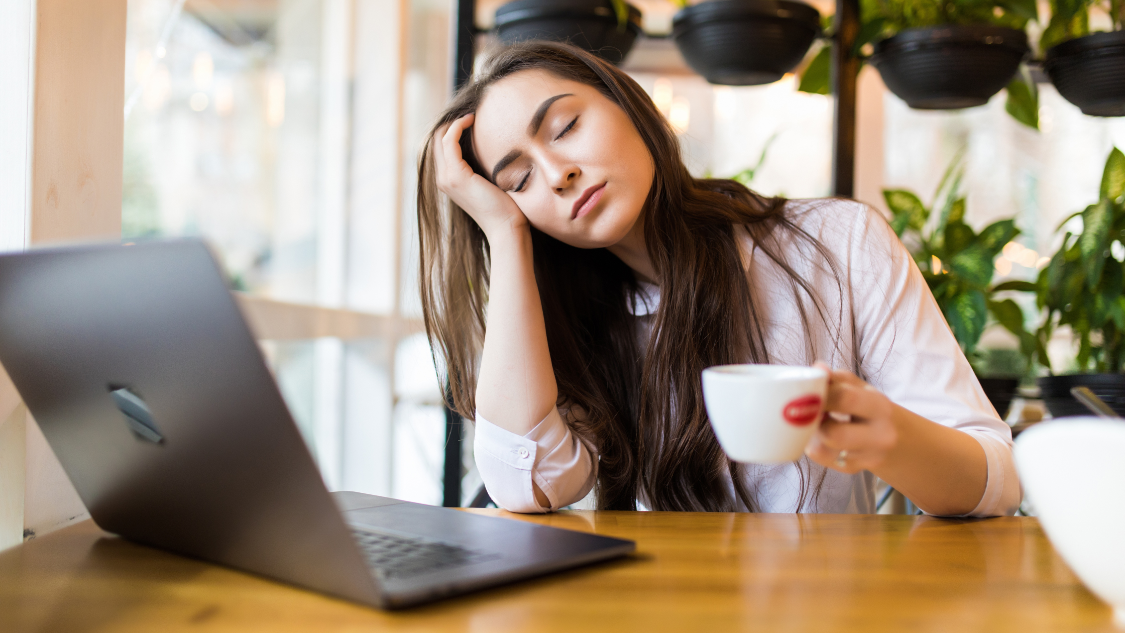 Ansiedade, estresse no trabalho, burnout, saúde mental, cansaço físico e mental.