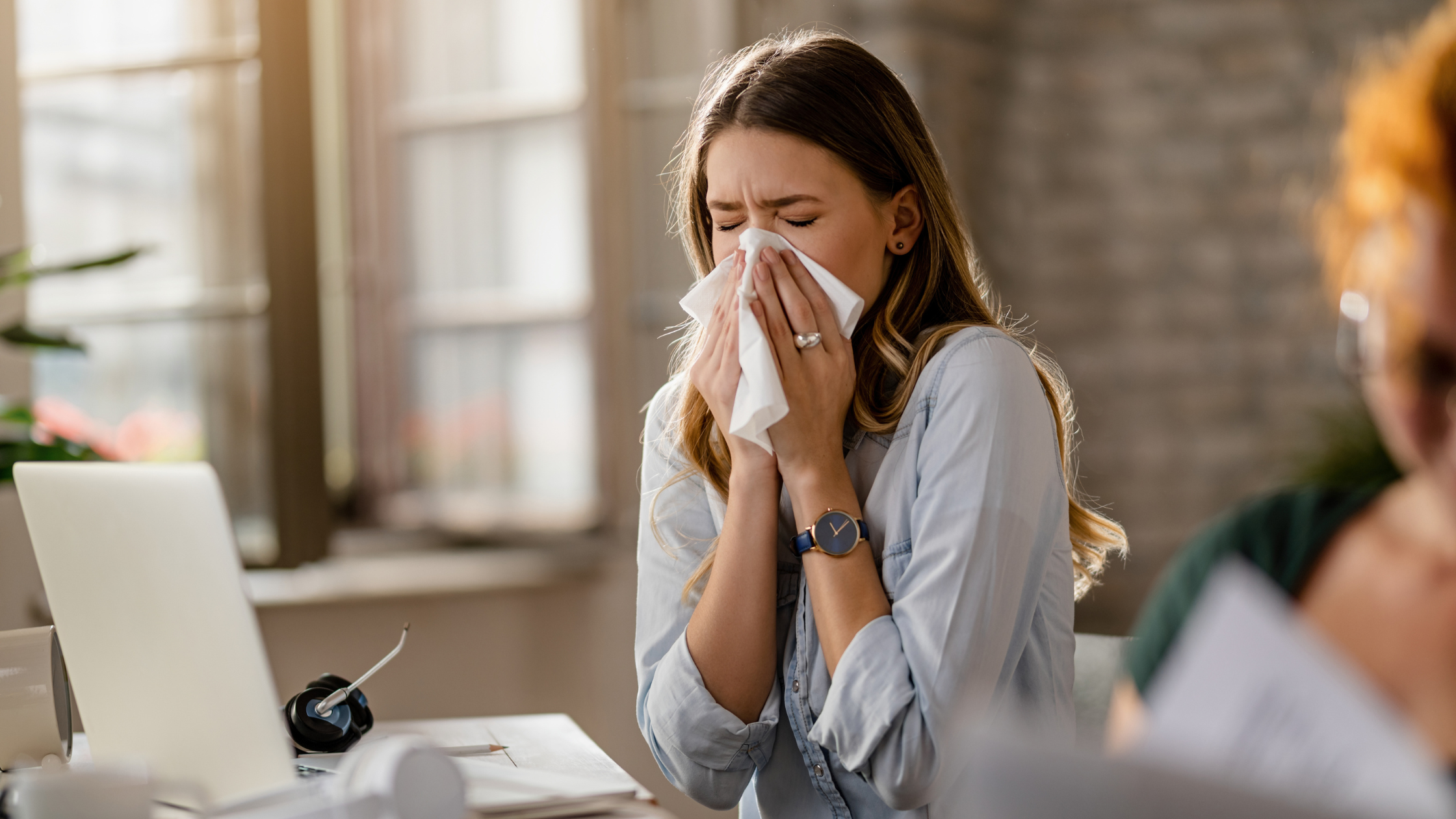 Rinite alérgica, sinusite, congestão nasal, alergias, saúde nasal.